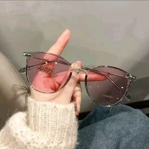 Women's Pink Gradient Cat-Eye Sunglasses